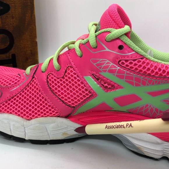 Asics Gel-Nimbus 16 Neon Pink Running Sneakers 6.5 - Picture 16 of 16